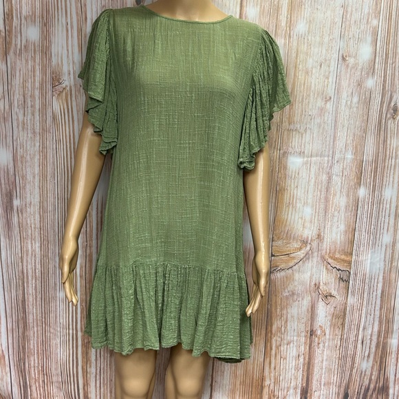Zara Dresses & Skirts - Zara Textured Ruffled Shift Dress